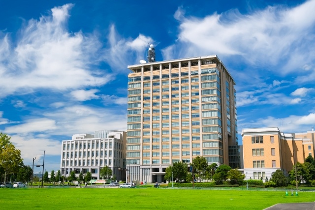 あなたが輝くステージはこちら!/栃木県庁 本庁舎