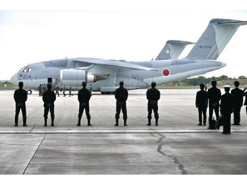 航空自衛隊の飛行機