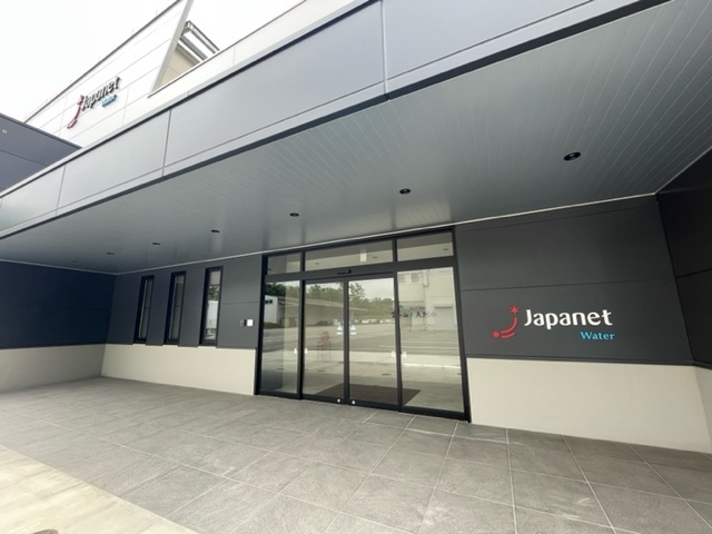 新工場エントランス