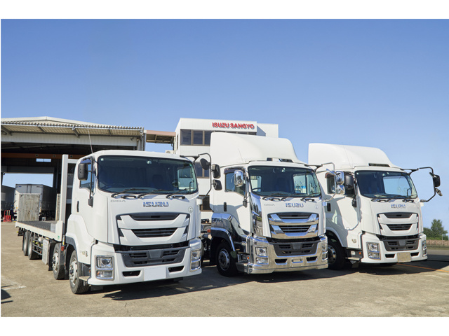 トラック3台　いすゞ産業