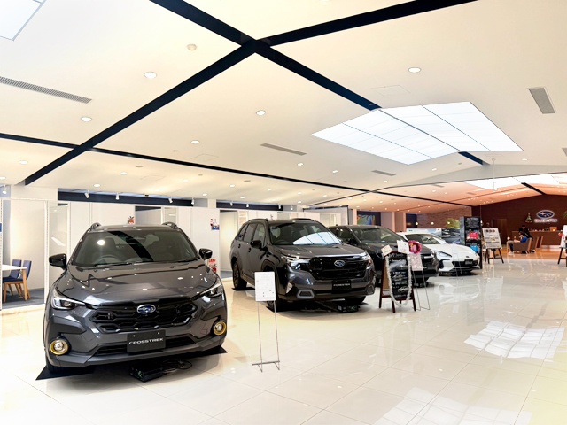 富士スバル/展示場