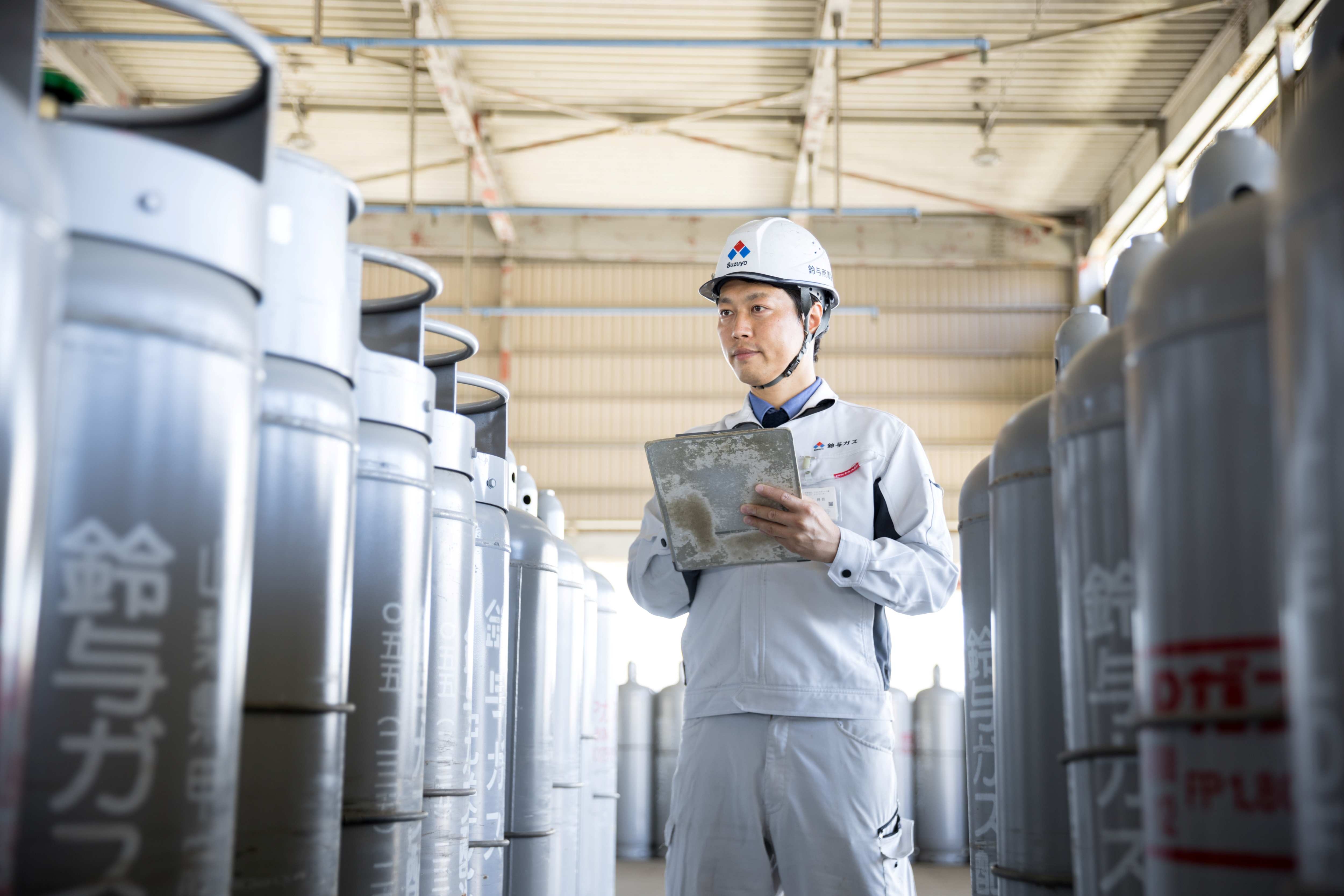 鈴与商事株式会社