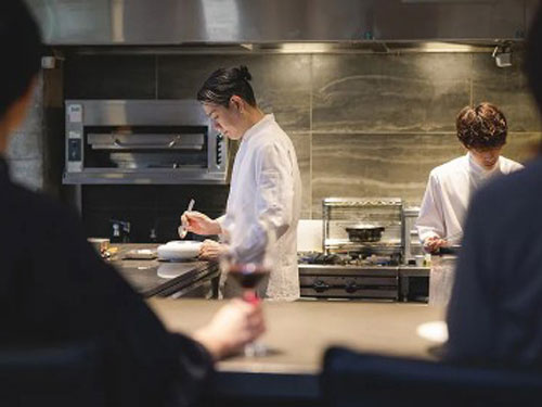 白井屋ホテル株式会社