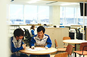 デンカ株式会社_エンジニア