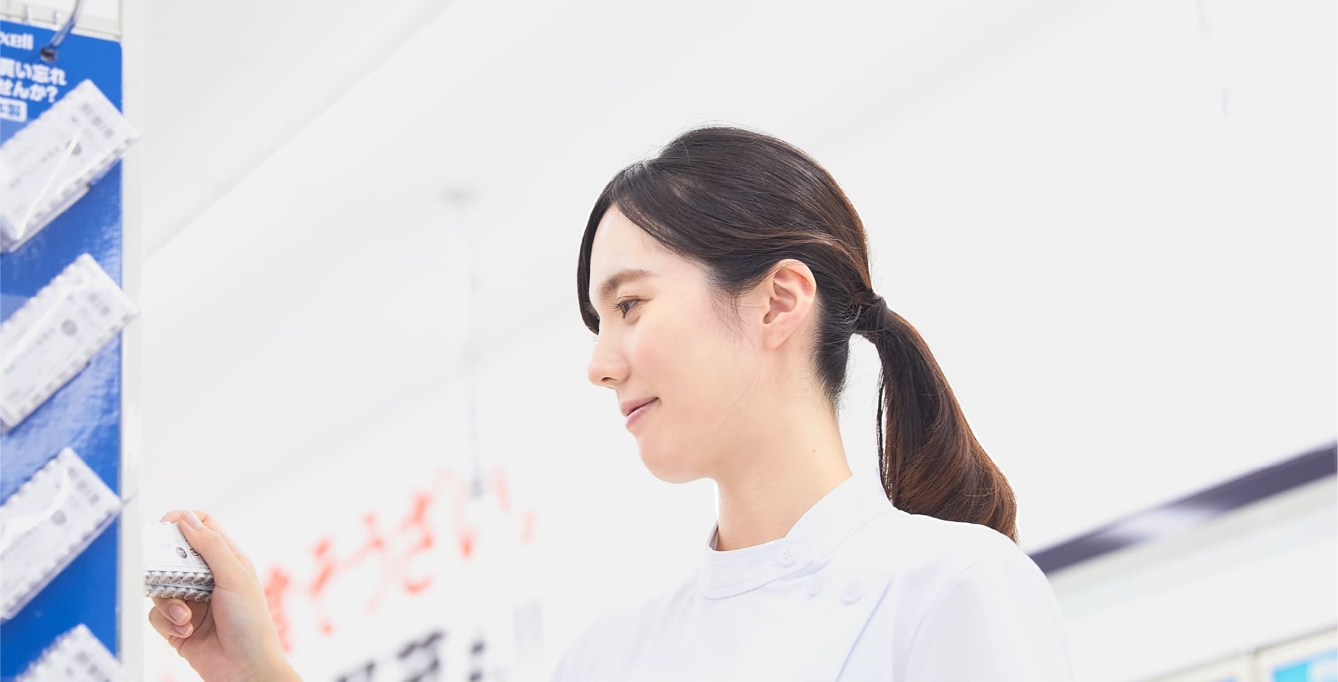 コスモス薬品様 品出し