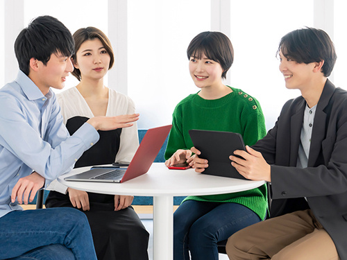 ＼若手社員のリアルな声をご紹介！／