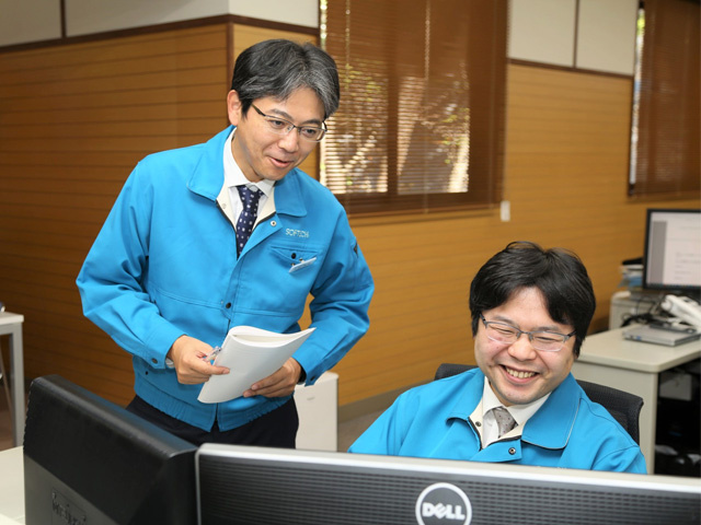 ソフテック(社員2名)