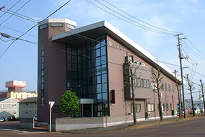 スタッフエース