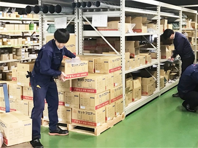 倉庫内作業