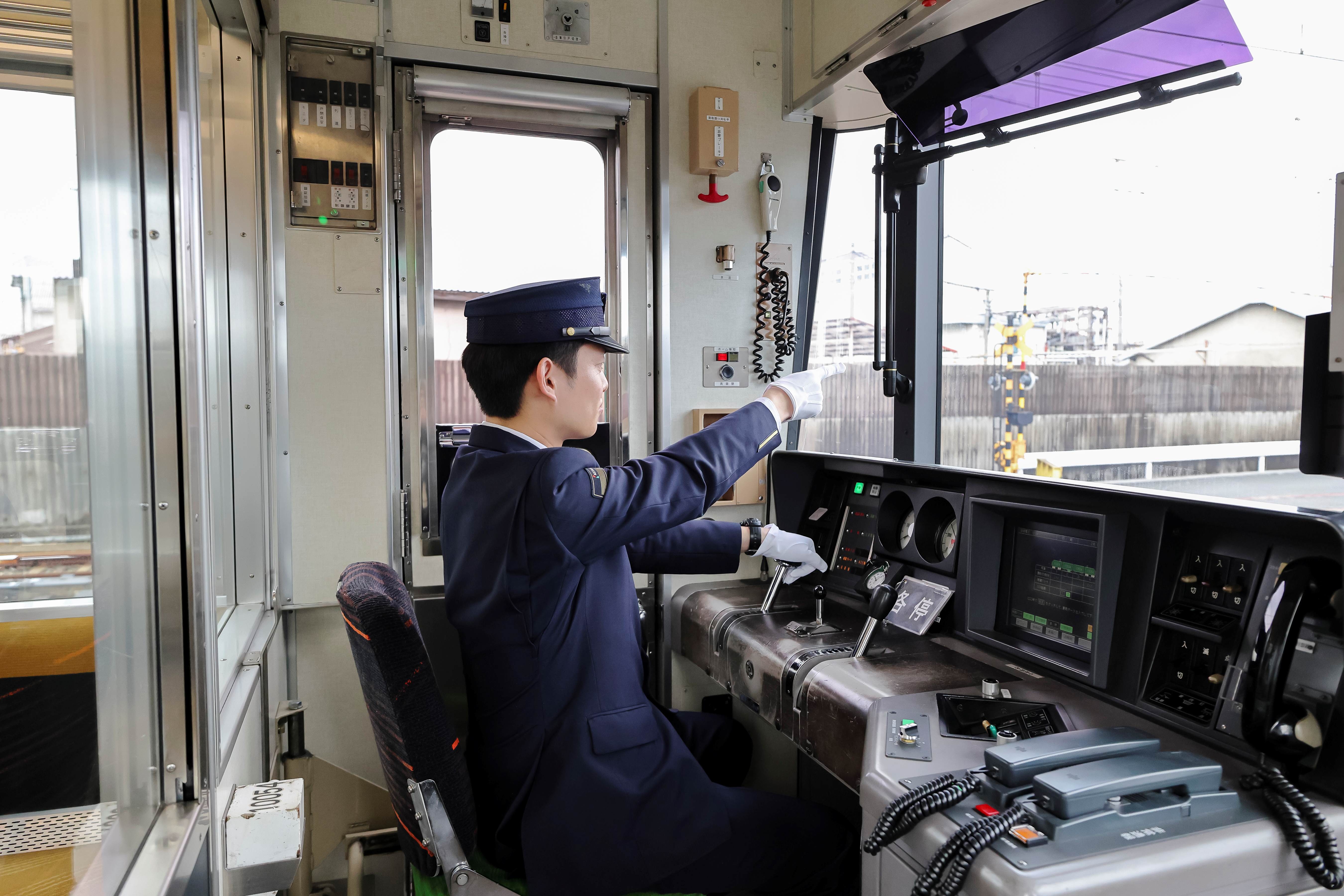 乗務スタッフ２_京阪電気鉄道