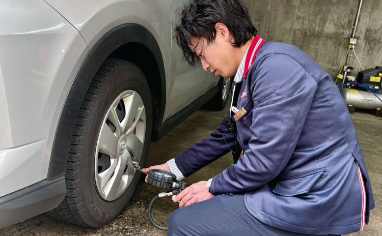 ニッポンレンタカー_男性③