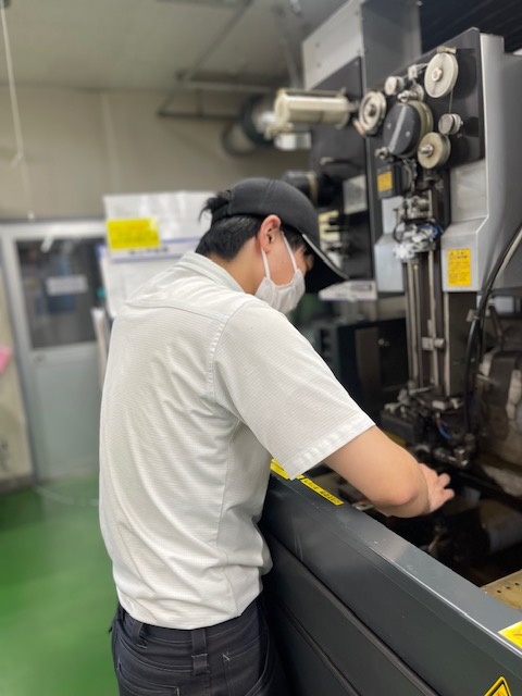 ノムラ_製造男性
