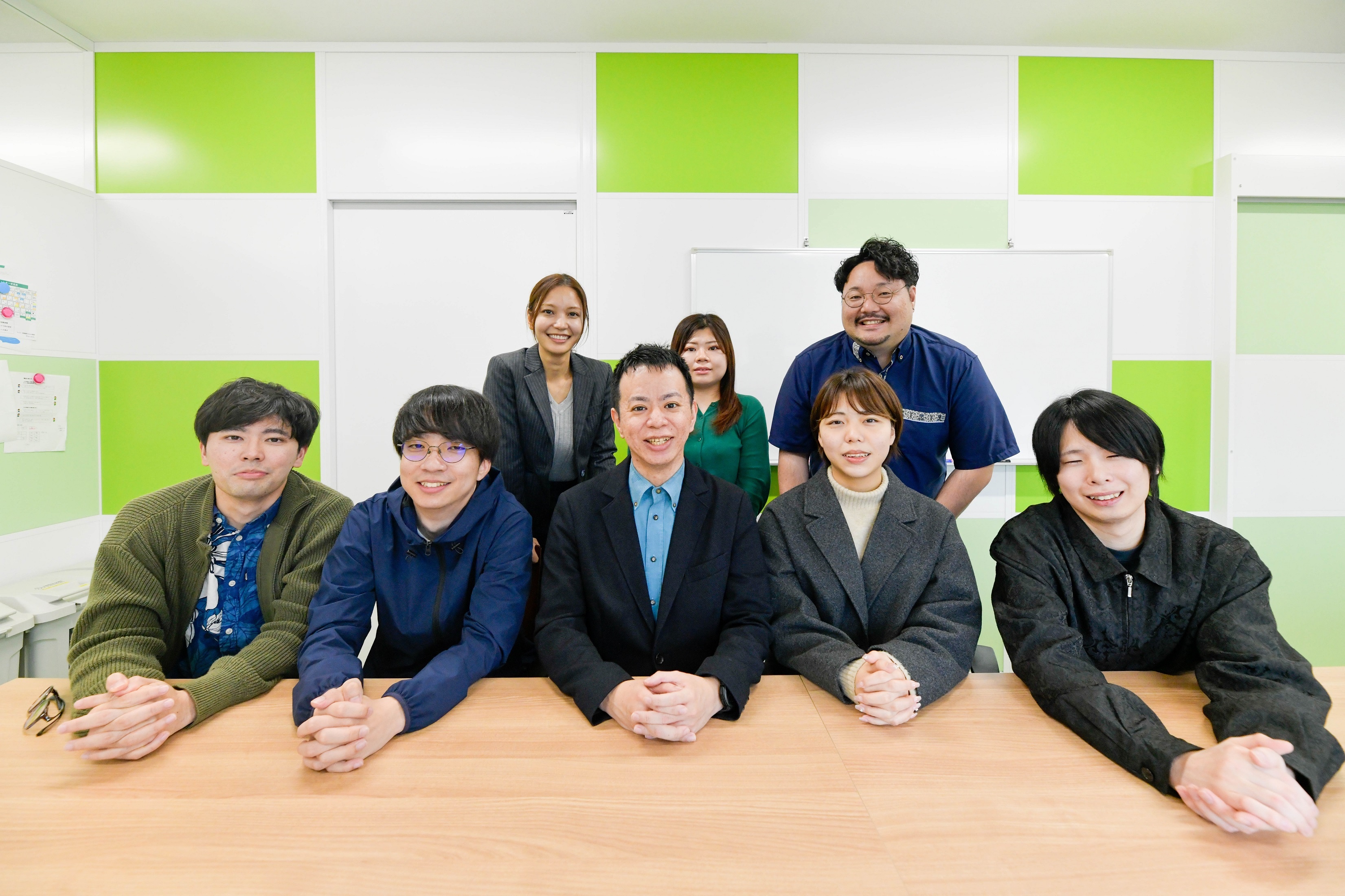 社員の集合写真