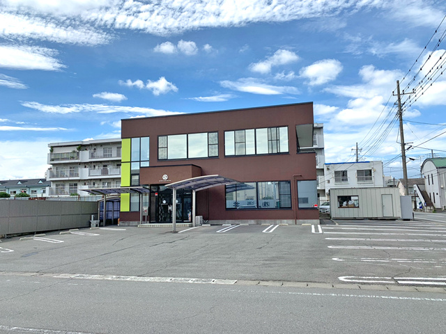 グリッターイノベーション　外観