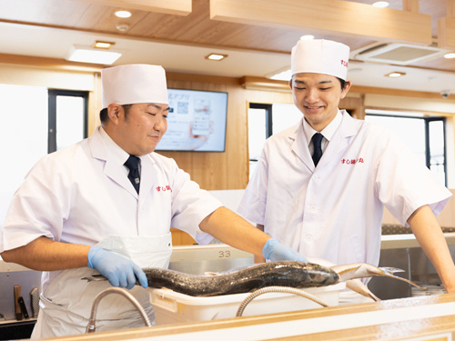 男性スタッフ1