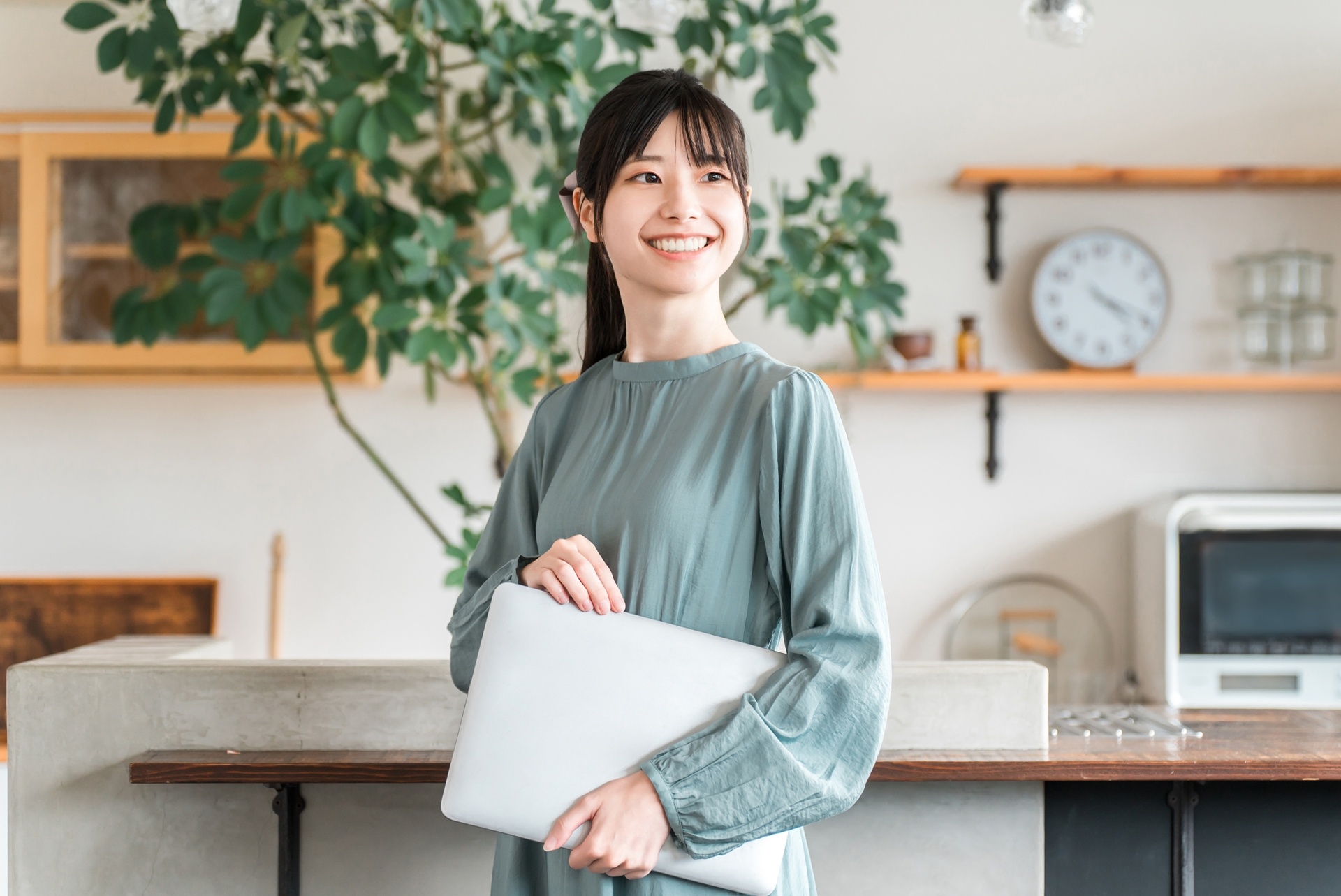女性