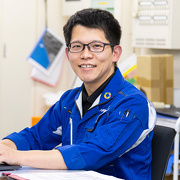工場管理の男性