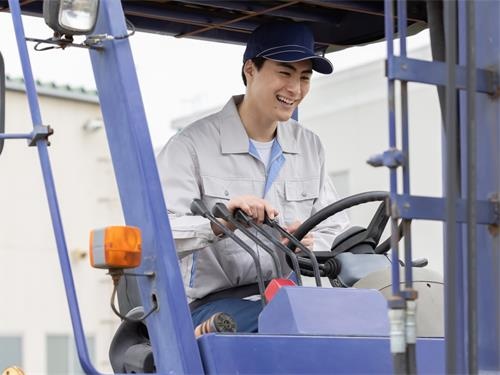 カウンターフォークリフト作業