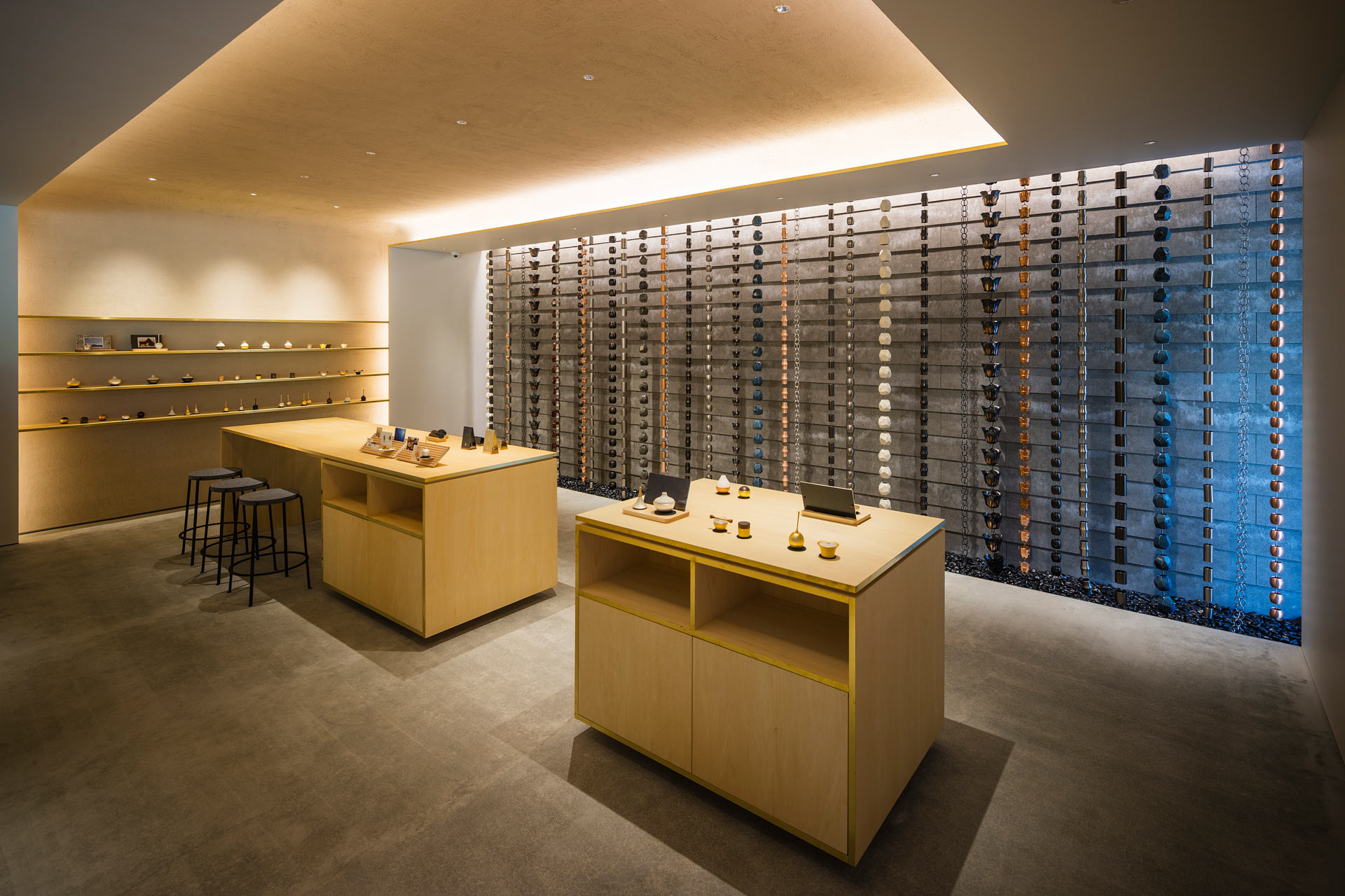 瀬尾製作所ショールーム風景