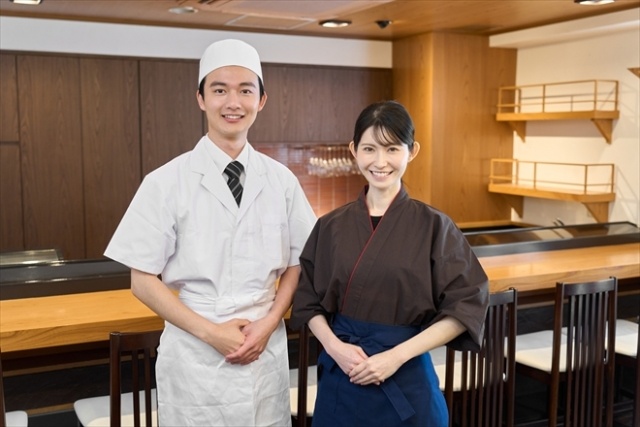 和食料理店スタッフ