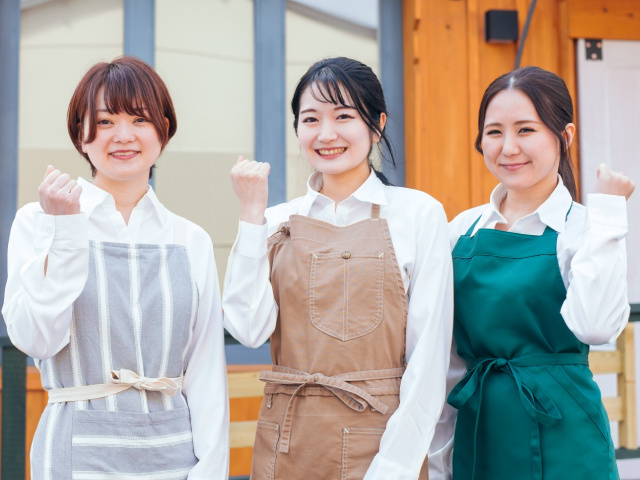 エプロンスタッフ