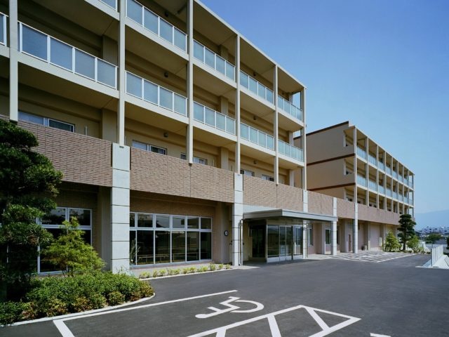 アットホーム博多の森