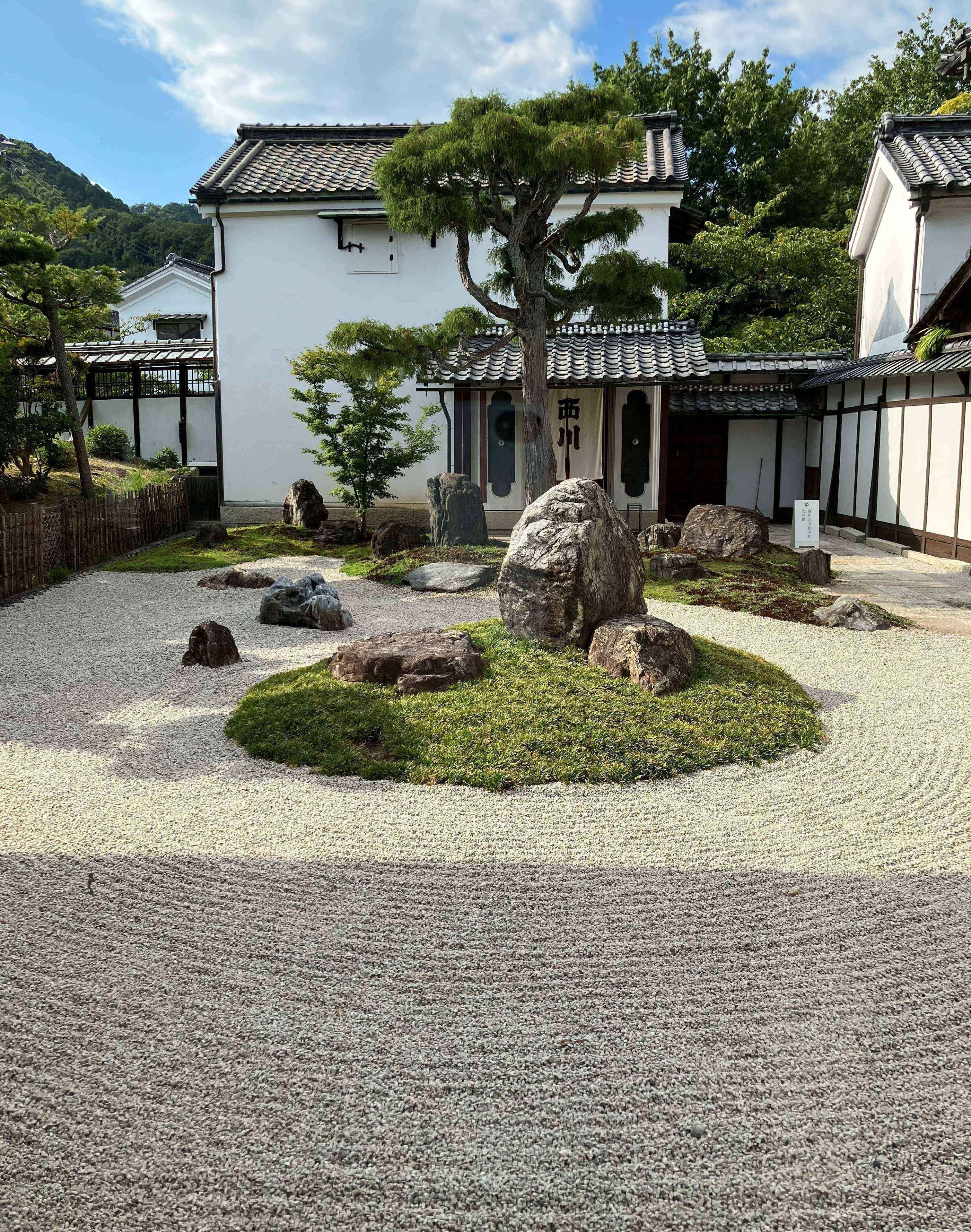 西川近江八幡店④