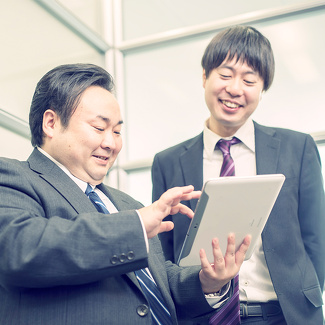 事務総合職　男性スタッフの写真