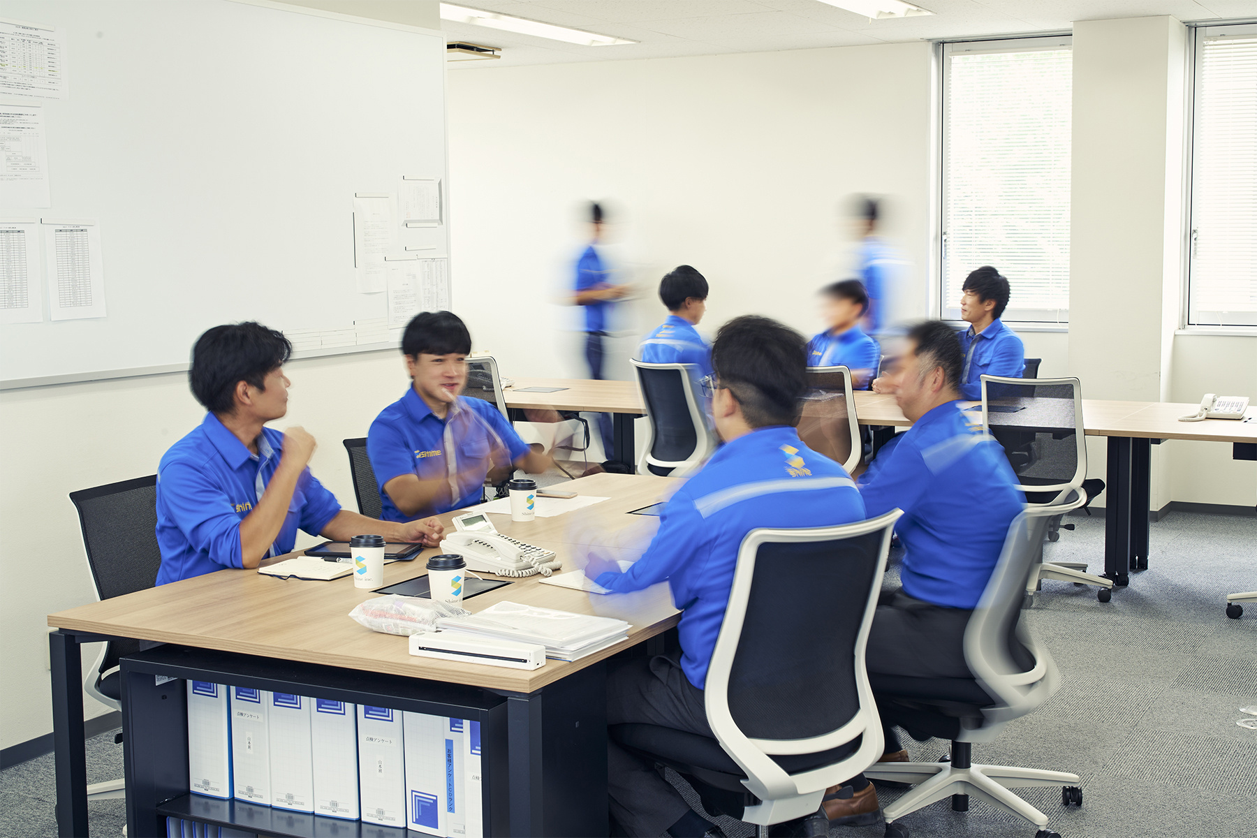 営業チームの日常